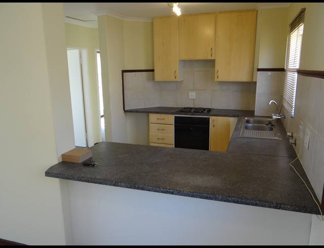 2 BEDROOM APARTMENT TO LET IN FAERIE GLEN